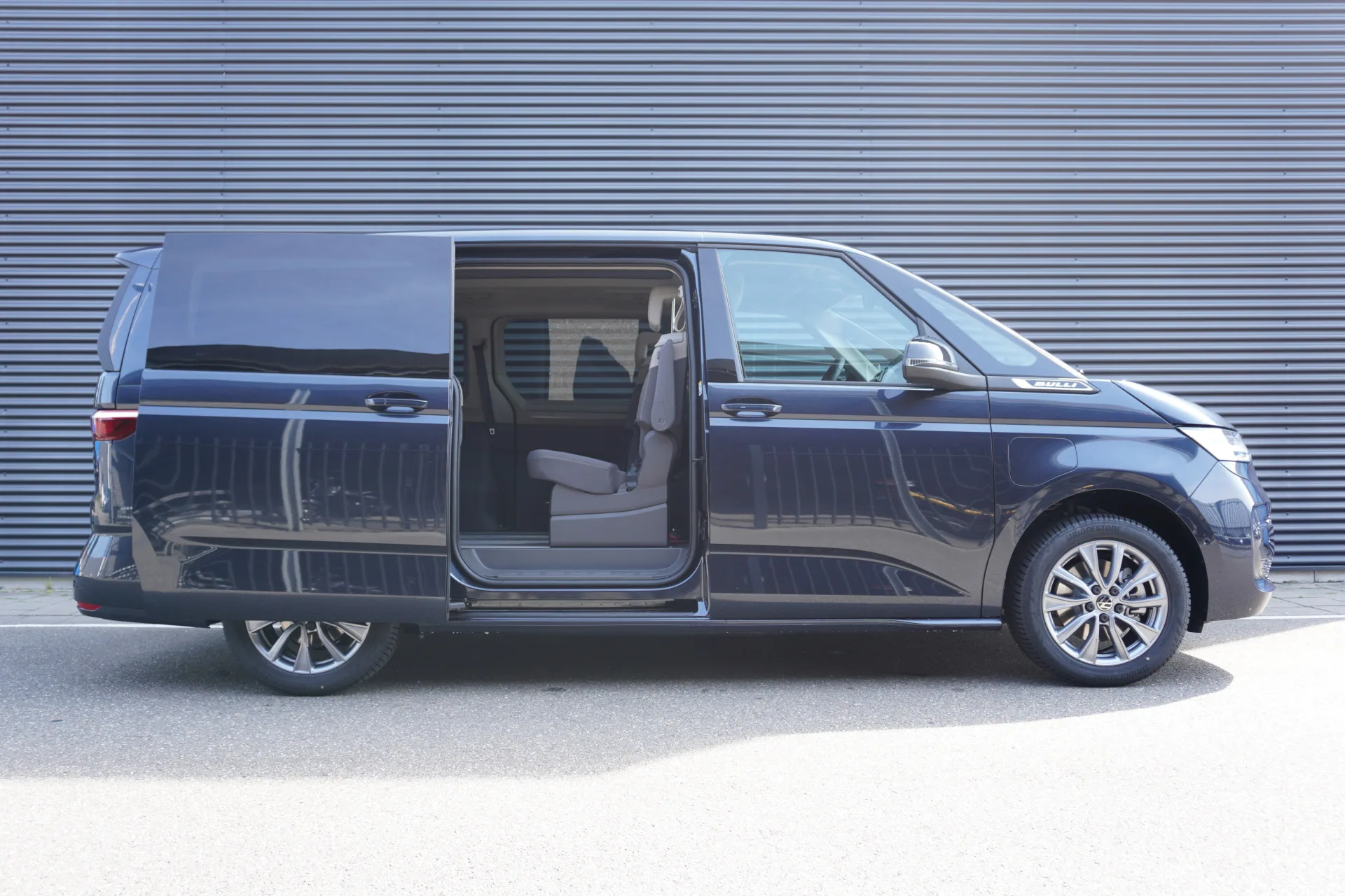 Volkswagen Crafter voor Hekwerk Beheer Budel B.V.