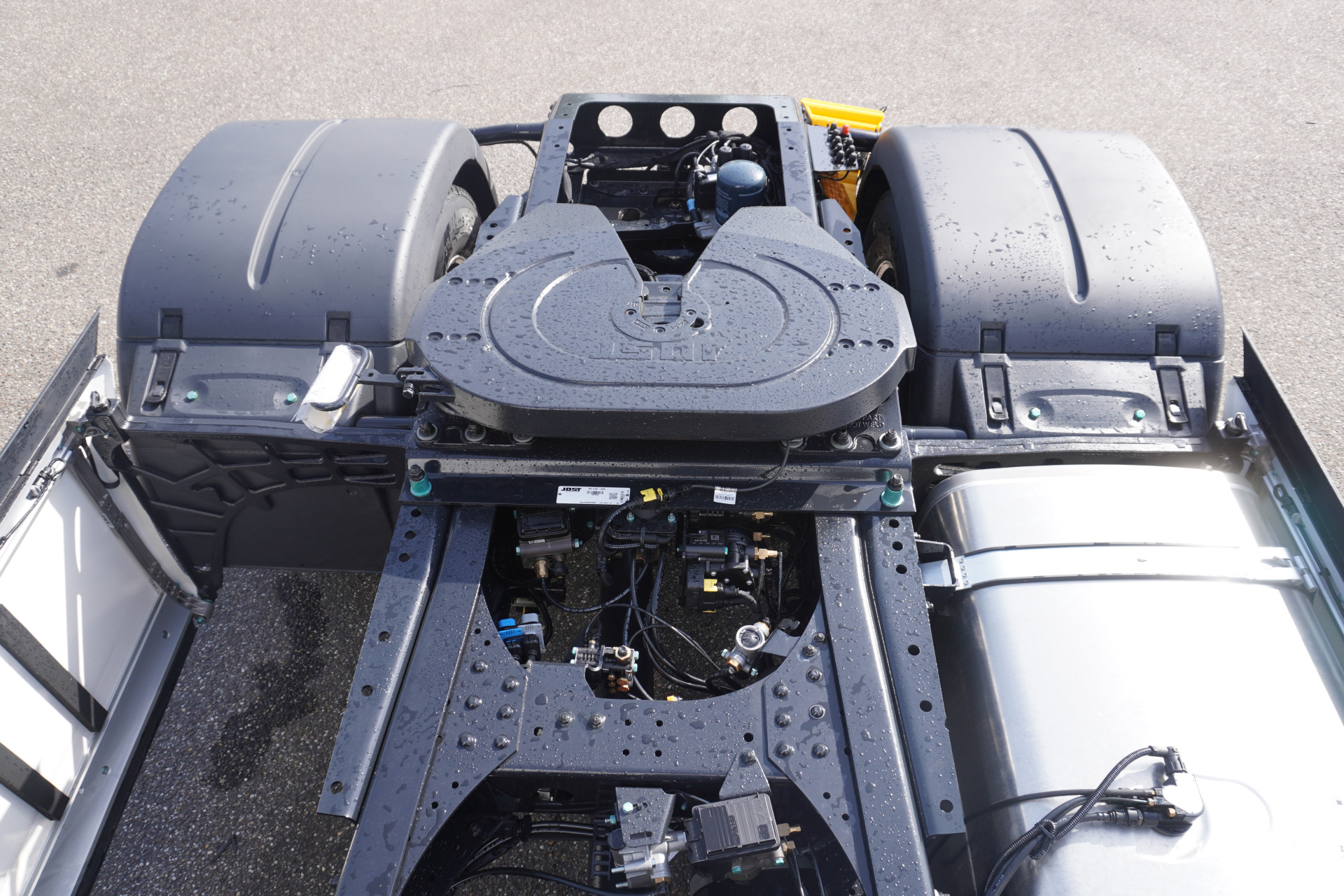 53897282 12