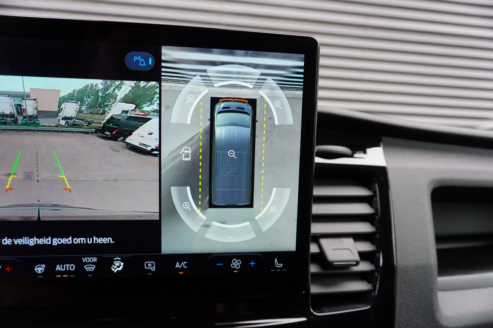 54682774 19