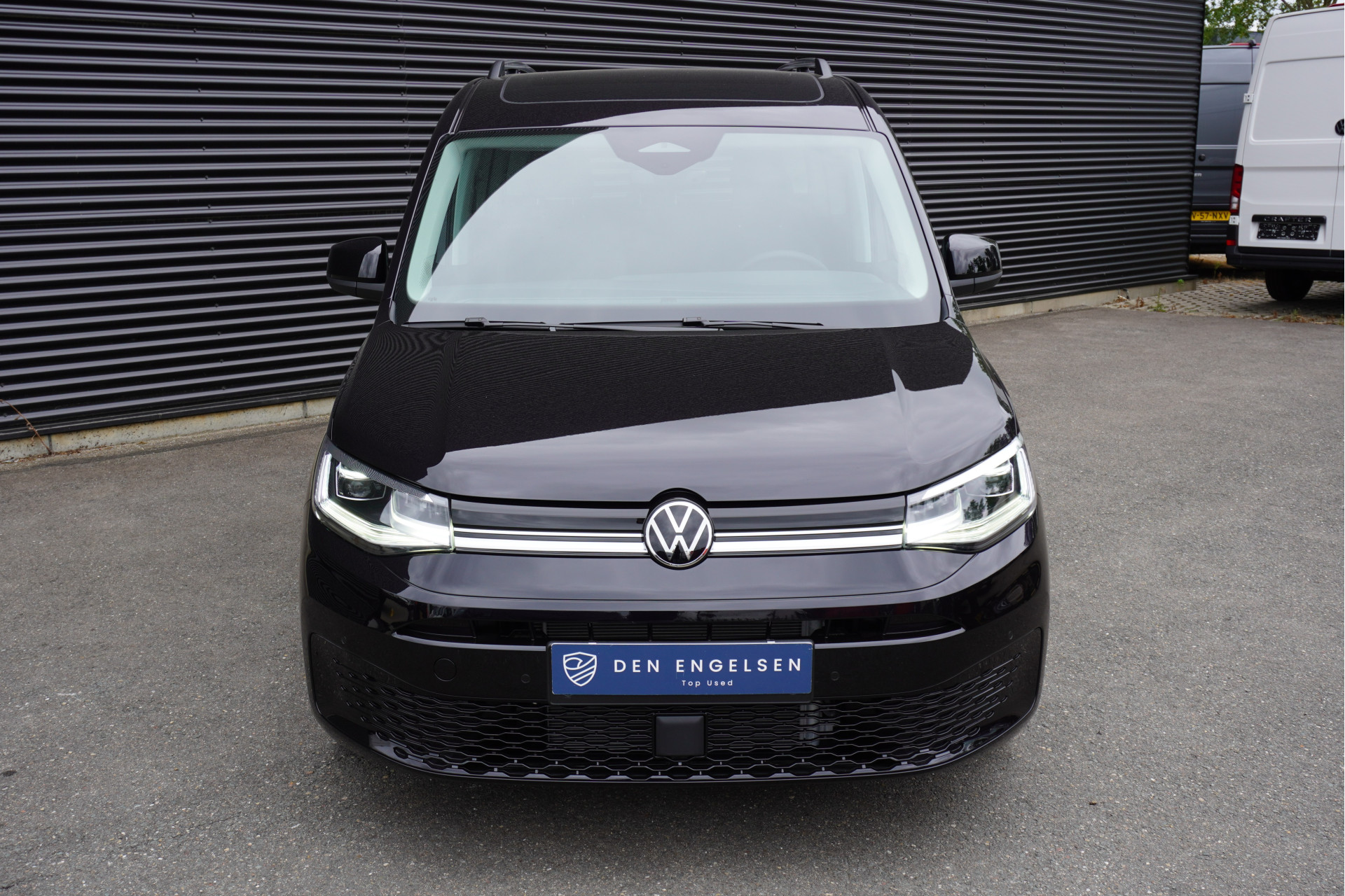 54888616 6