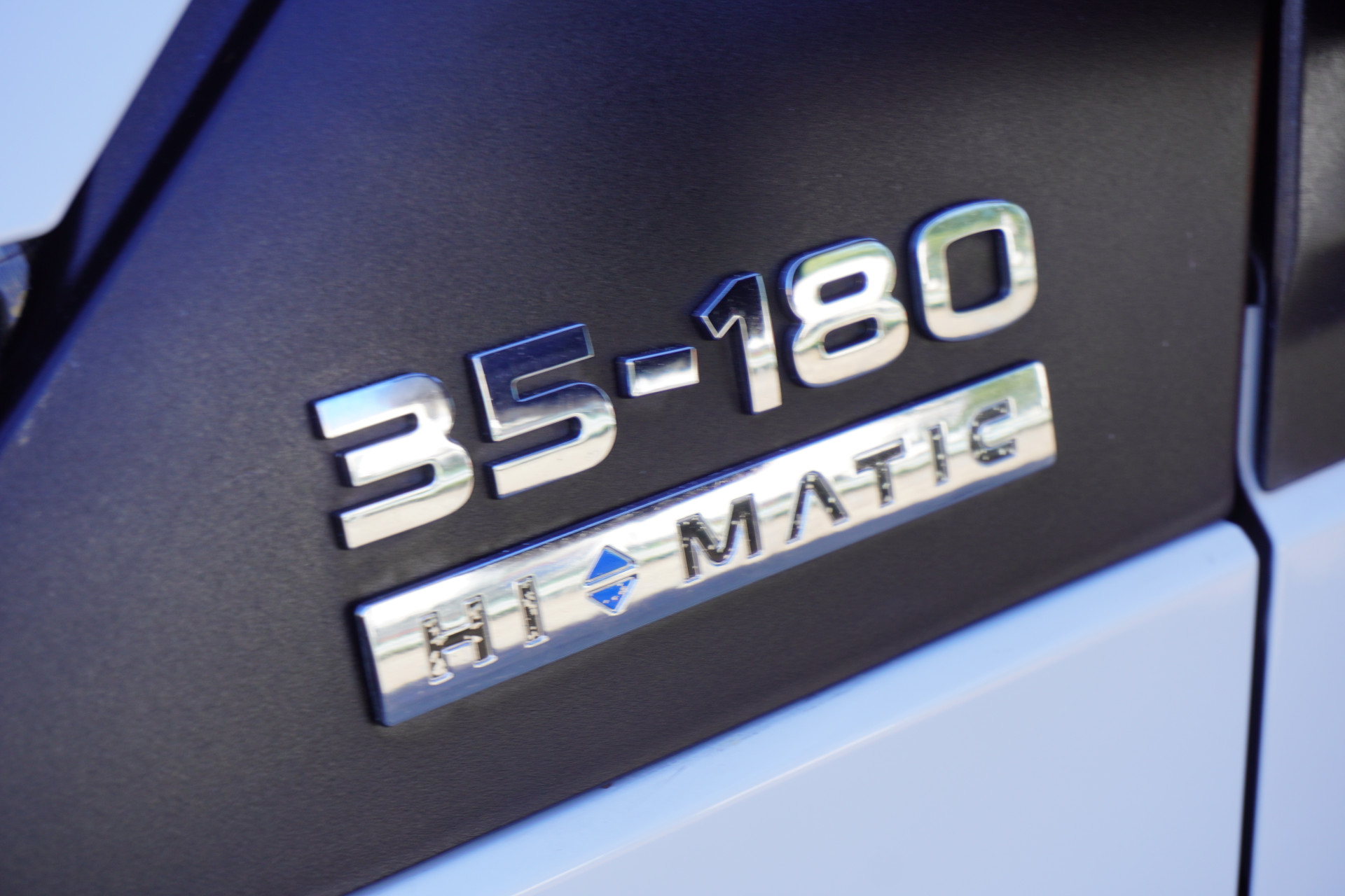 55524442 9