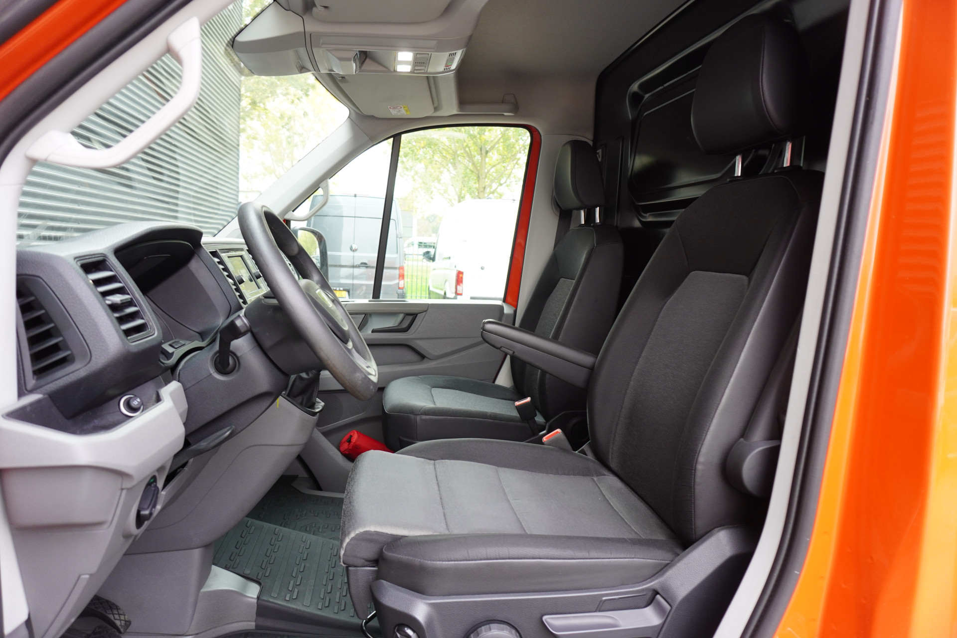 57558931 10