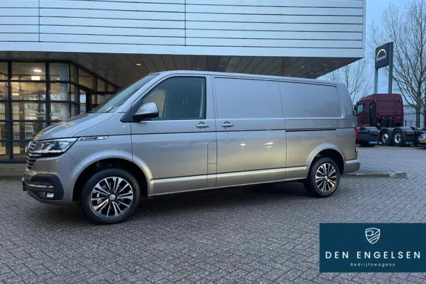 Volkswagen Transporter 6.1 bestelwagen voor Willems Bouwwerken