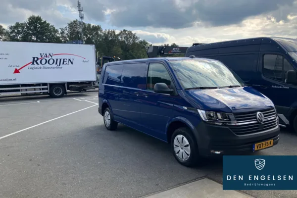 Volkswagen Transporter 6.1 L2 voor Van Rooijen