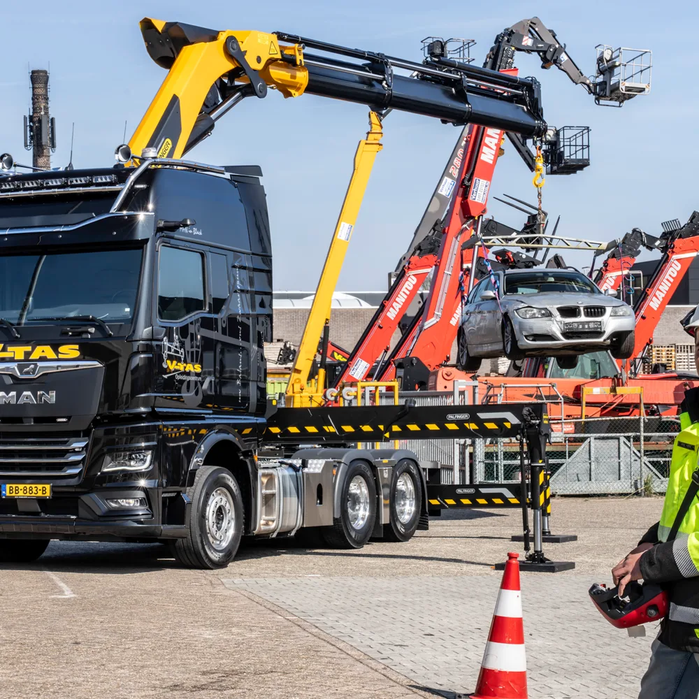 ‘MAN in Black’ voor opleidingsspecialist V-Tas