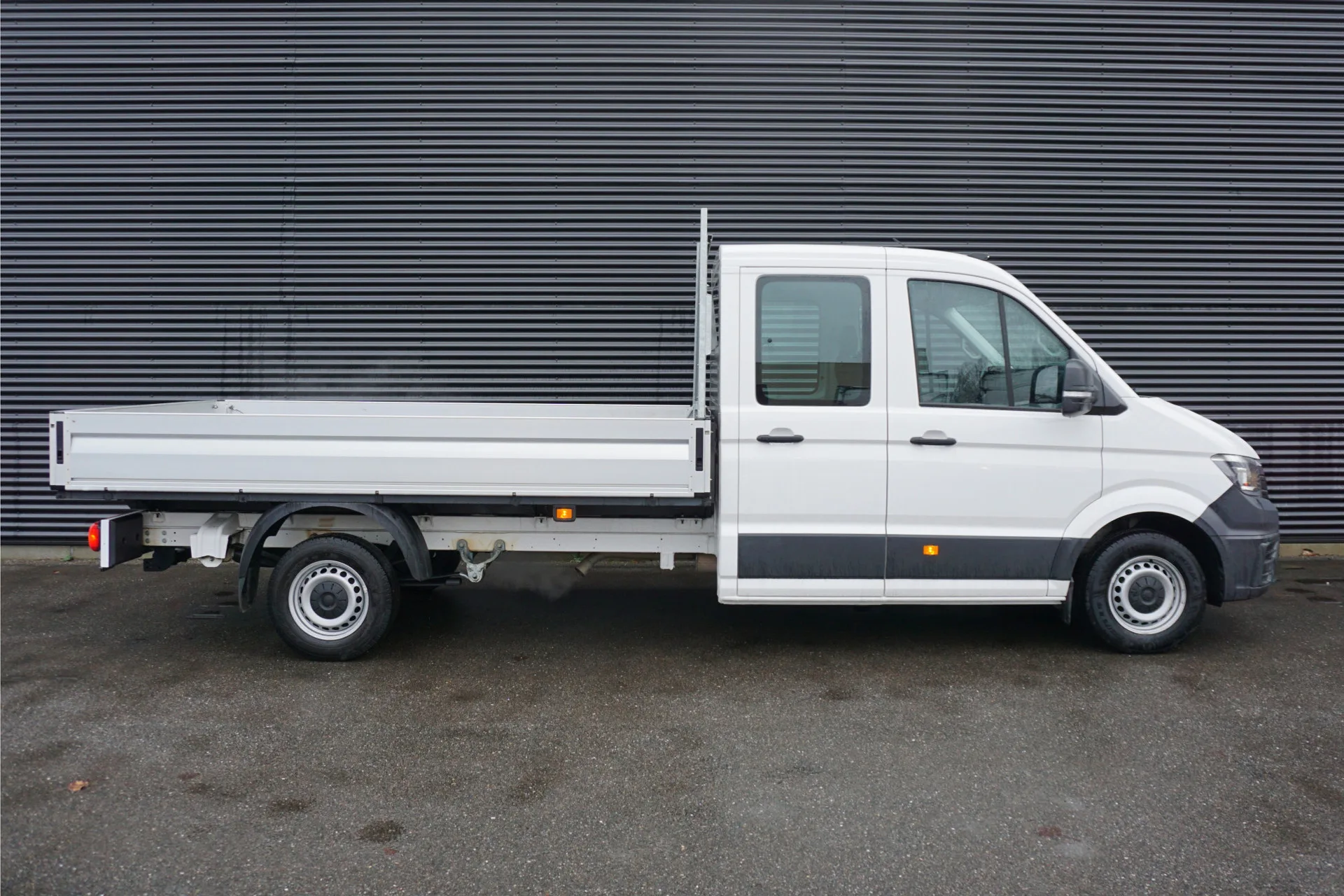 50561908 4