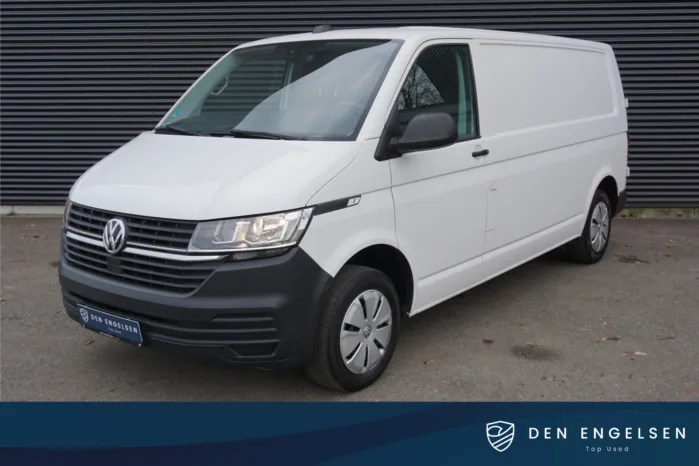 Volkswagen Transporter L2H1 110pk  Apple Carplay Navigatie Trekhaak Cruise control 3-Zits