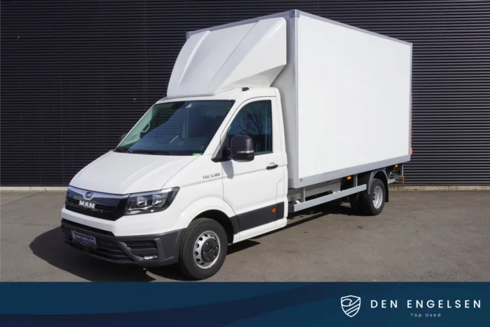 MAN TGE 180pk Dubbellucht Bakwagen Laadklep Apple Carplay Cruise control  Airco 3-Zits Multifunctioneel stuurwiel Meubelbak Koffer LBW