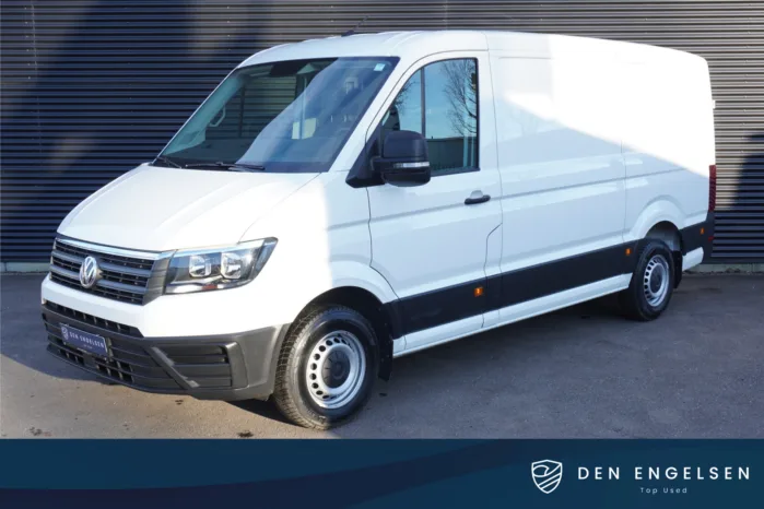 Volkswagen Crafter 35 140pk Automaat L3H2/L2H1 Apple Carplay Trekhaak Navigatie Camera Cruise control Airco 3-zits
