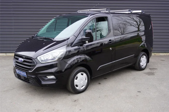 Ford Transit Custom 131pk Automaat L1H1 Trend Trekhaak Airco Cruise control Parkeersensoren Stoelverwarming Bluetooth Euro6