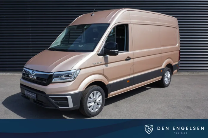 MAN TGE 140pk L3H3/L2H2 Apple Carplay Trekhaak 18" Velgen Side steps Cruise control  Navi Camera LED Parkeersensoren