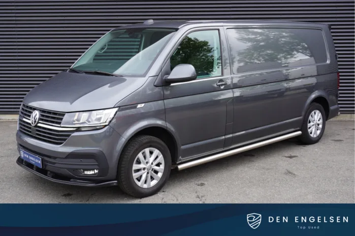 Volkswagen Transporter L2H1 150pk Trekhaak Apple Carplay Camera Parkeersensoren Cruise control 3-Zits  Sidebars Velgen Spoilerset