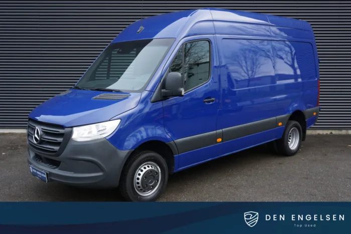 Mercedes-Benz Sprinter 516 160pk Automaat 5000kg L2H2 Dubbellucht Trekhaak Apple Carplay Camera