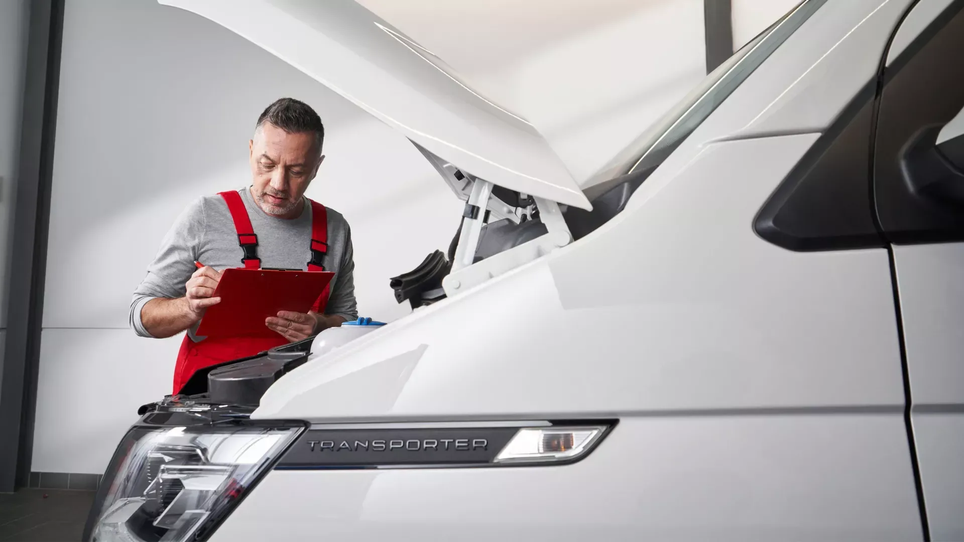 Volkswagen Bedrijfswagens Economy Service Header 23